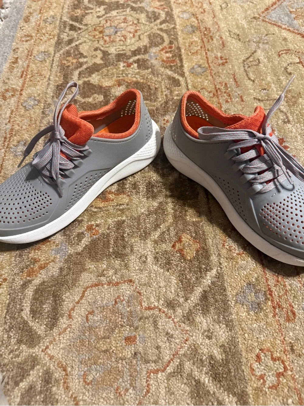 Crocs men size 4 women size 6 Lightweight Gray & Orange Casual Sneakers